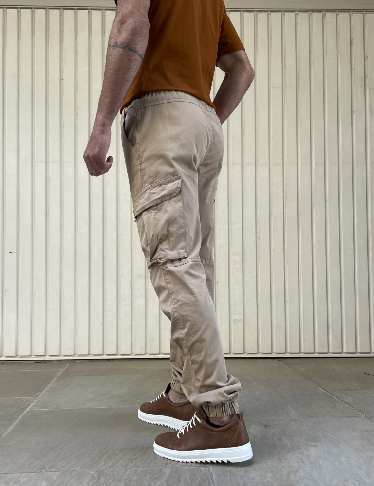 Ανδρικό μπεζ υφασμάτινο cargo παντελόνι με λάστιχο 8175 φωτογραφία
