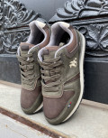 Ανδρικά sneakers της εταιρείας U.