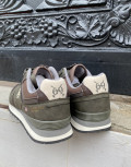 Ανδρικά sneakers της εταιρείας U.