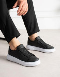 Ανδρικά δίσολα Sneakers με κορδόνια λαστιχένια σόλα.