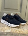 Ανδρικά Casual Sneakers με περίτεχνη διάτρητη σόλα, κατασκευασμένα απο δερματίνη  άριστης ποιότητας.