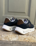 Ανδρικά Casual Sneakers με περίτεχνη διάτρητη σόλα, κατασκευασμένα απο δερματίνη  άριστης ποιότητας.