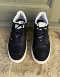 Ανδρικά χαμηλά Casual Sneakers κατασκευασμένα απο δερματίνη άριστης ποιότητας.