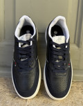 Ανδρικά χαμηλά Casual Sneakers κατασκευασμένα απο δερματίνη άριστης ποιότητας.