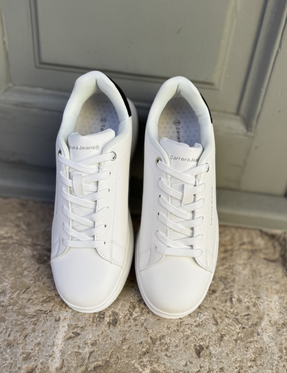 Ανδρικά δίσολα Sneakers με κορδόνια λαστιχένια σόλα.