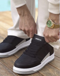 Ανδρικά δίχρωμα Sneakers κατασκευασμένα από οργανική δερματίνη άριστης ποιότητας.