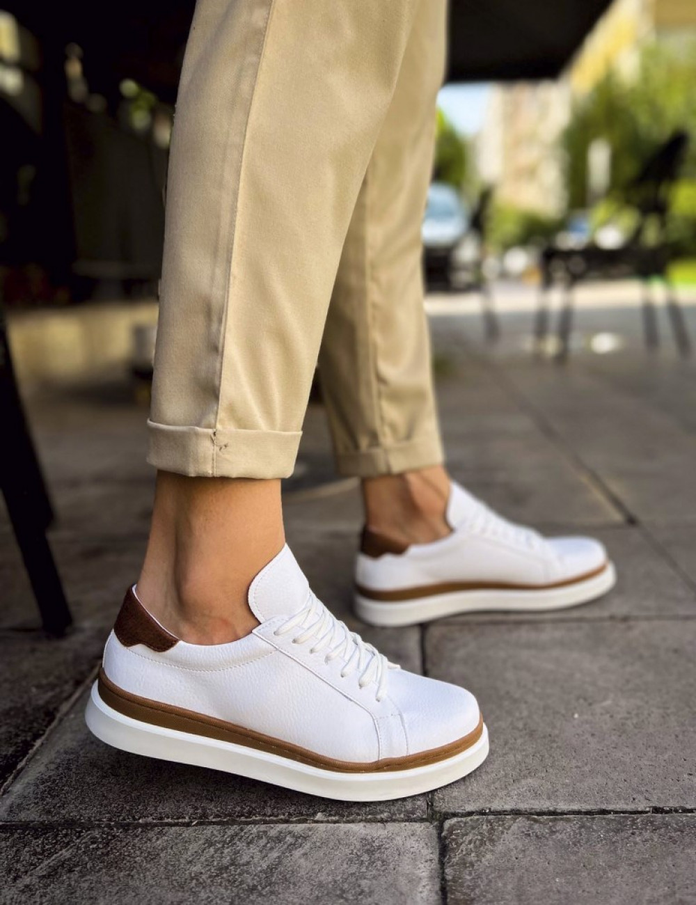 Ανδρικά Sneakers με διχρωμία και κορδόνια.