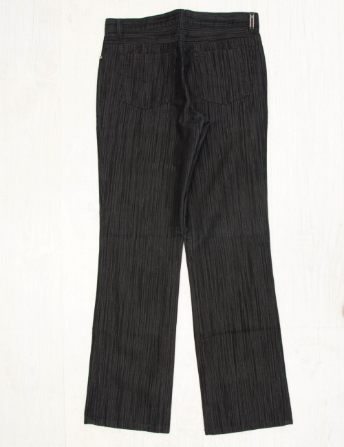 Ανδρικό μαύρο υφασμάτινο παντελόνι με λεπτή ρίγα Z33