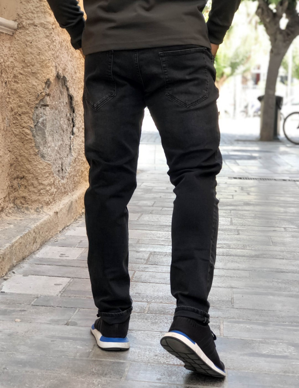 Ανδρικό ανθρακί τζιν παντελόνι με ξέβαμμα GB4365