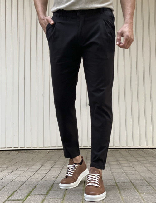 Ανδρικό μαύρο υφασμάτινο παντελόνι με πιέτα PNT5002