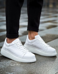 Ανδρικά, δίσολα Sneakers με κορδόνια λαστιχένια σόλα.