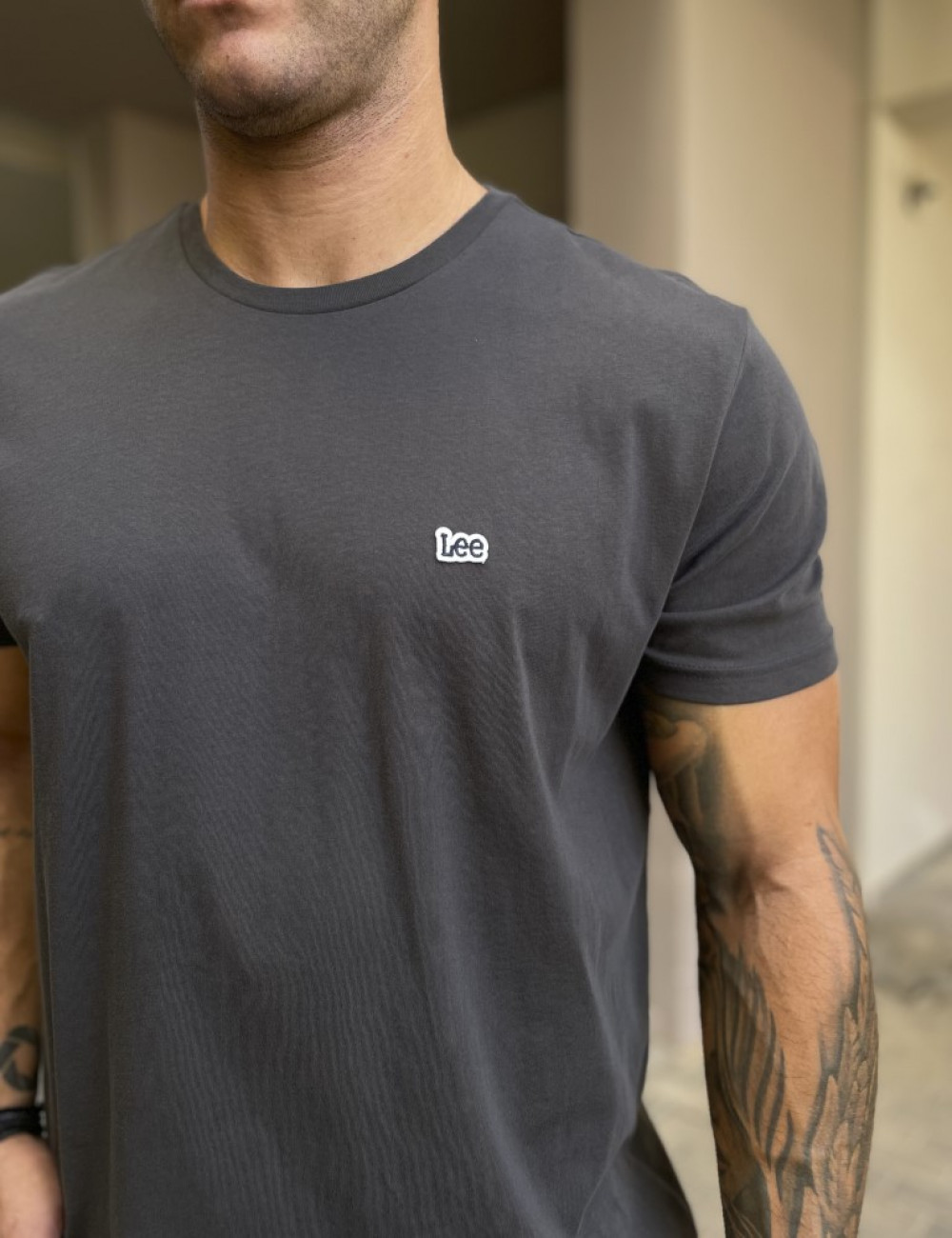 Lee ανδρικό μπλουζάκι ανθρακί SS Pach Logo Tee L60UFQON