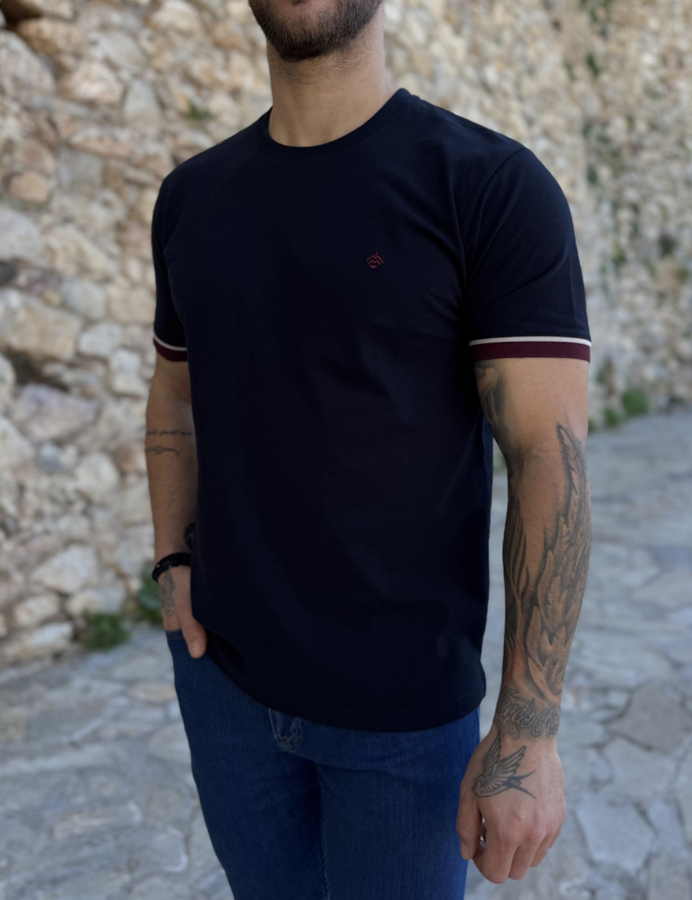 Ανδρική κοντομάνικη μπλούζα της εταιρείας Origin.