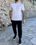 Ανδρικό μονόχρωμο κοντομάνικο μπλουζάκι.