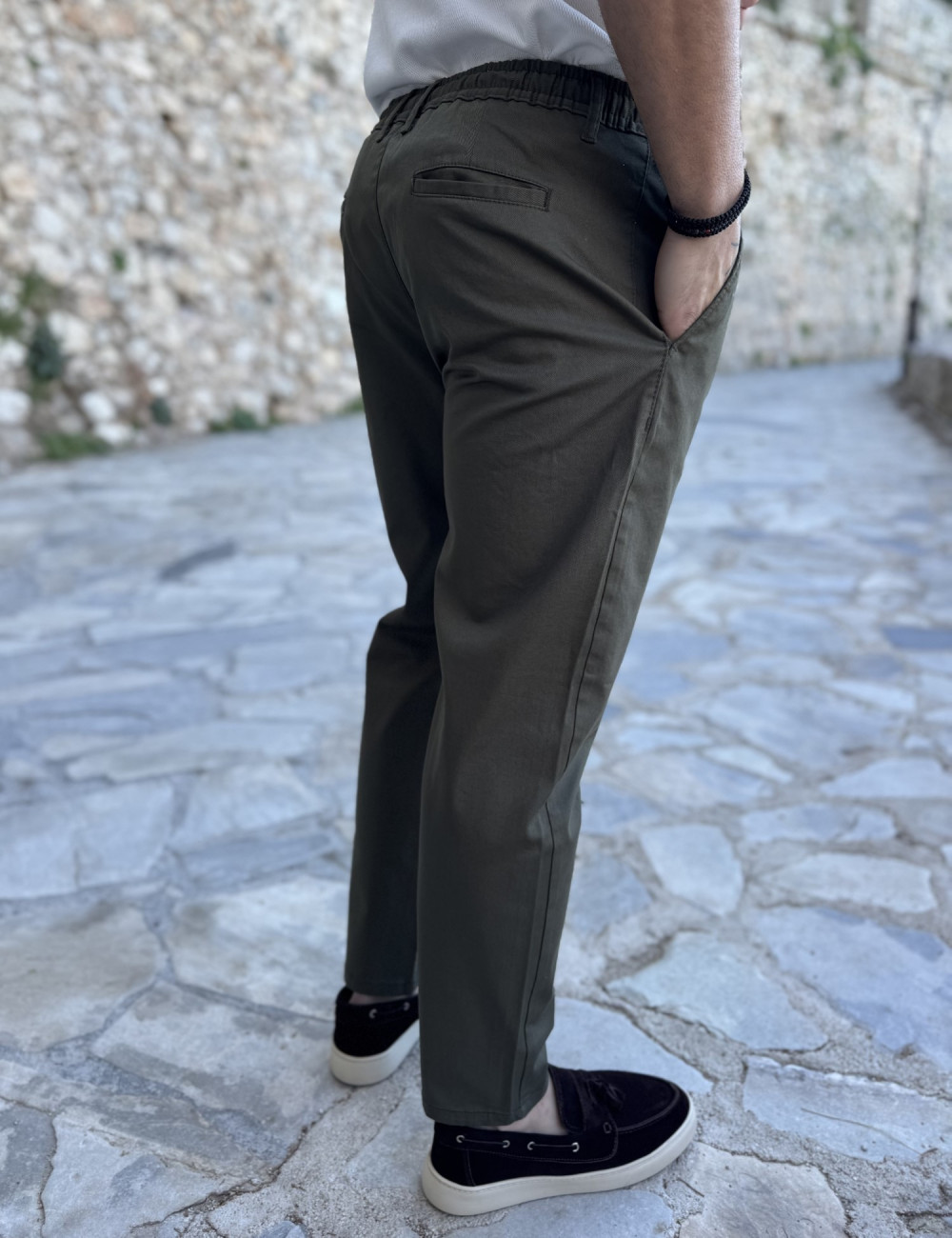 Ανδρικό παντελόνι υφασμάτινο καπαρντίνα ύφανση.