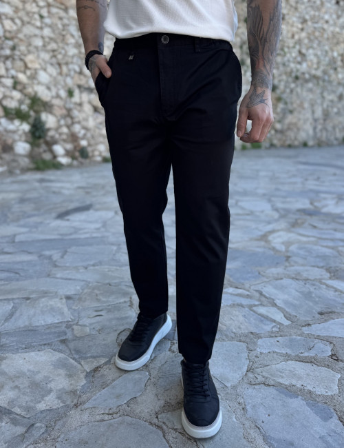 Ανδρικό μαύρο υφασμάτινο chinos παντελόνι με λάστιχο JR0020M