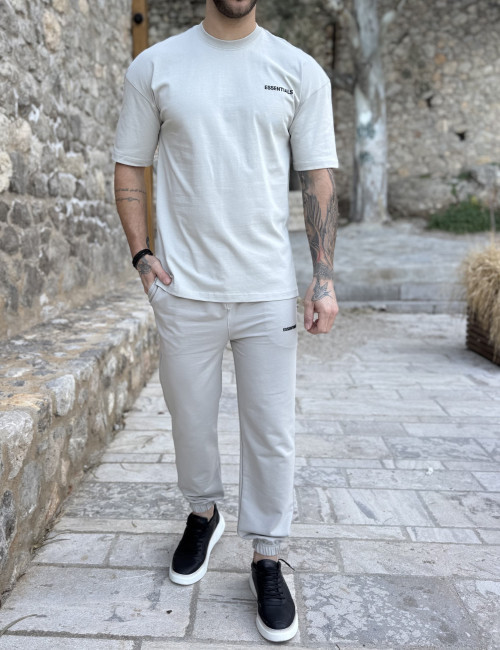 Ανδρική γκρι oversized κοντομάνικη μπλούζα με λογότυπο στην πλάτη ES014G