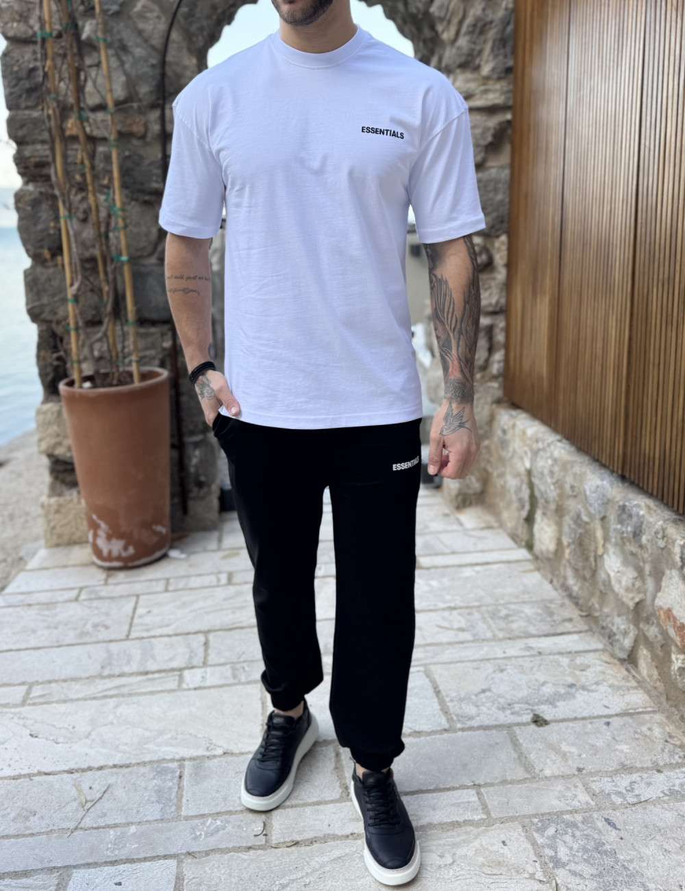 Ανδρικό κοντομάνικο μπλουζάκι.
