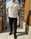 Ανδρικό κοντομάνικο πουκάμισο σε oversized γραμμή.