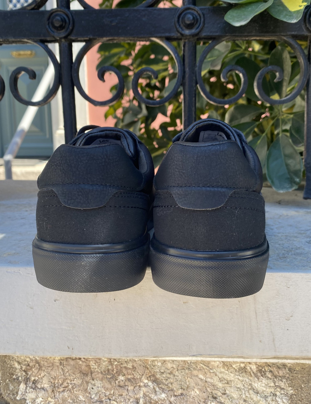 Ανδρικά χαμηλά Casual Sneakers κατασκευασμένα απο δερματίνη  άριστης ποιότητας.