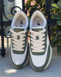 Ανδρικά Casual Sneakers με περίτεχνη διάτρητη σόλα, κατασκευασμένα απο δερματίνη  άριστης ποιότητας.