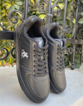  Ανδρικά χαμηλά Casual Sneakers κατασκευασμένα απο δερματίνη  άριστης ποιότητας.