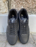  Ανδρικά χαμηλά Casual Sneakers κατασκευασμένα απο δερματίνη  άριστης ποιότητας.