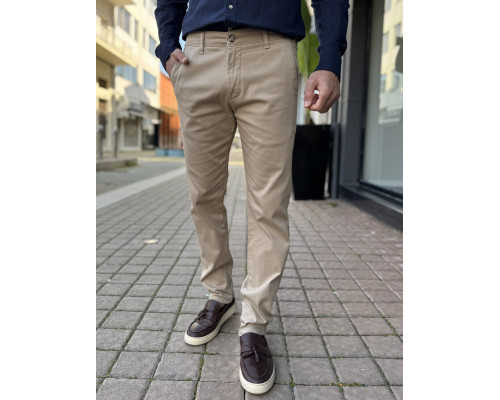 Ανδρικό μπεζ παντελόνι υφασμάτινο Chinos Regular 2517B