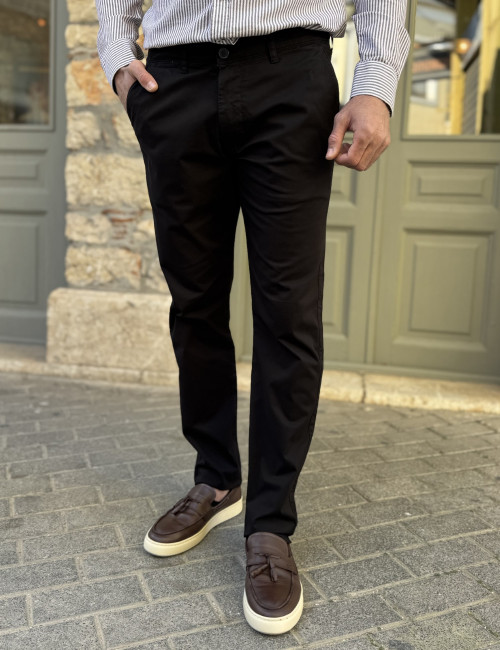 Ανδρικό μαύρο παντελόνι υφασμάτινο Chinos Slim Fit 2420