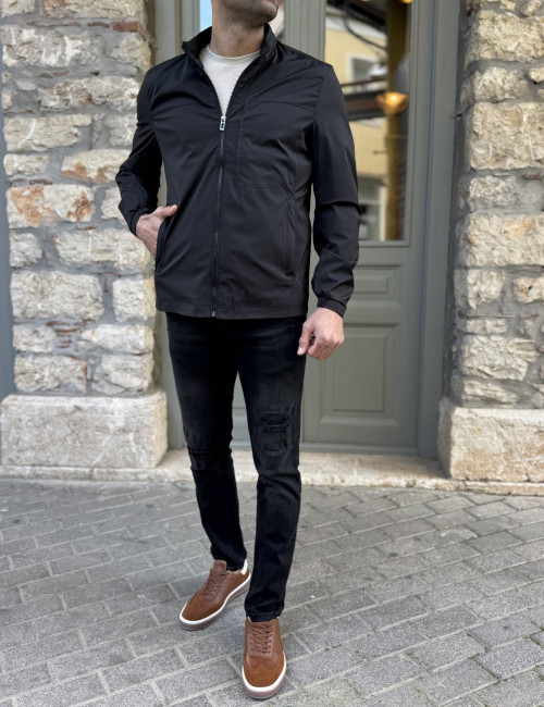 Ανδρικό μαύρο ελαφρύ μπουφάν D8100