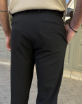 Ανδρικό υφασμάτινο παντελόνι με πιέτες.