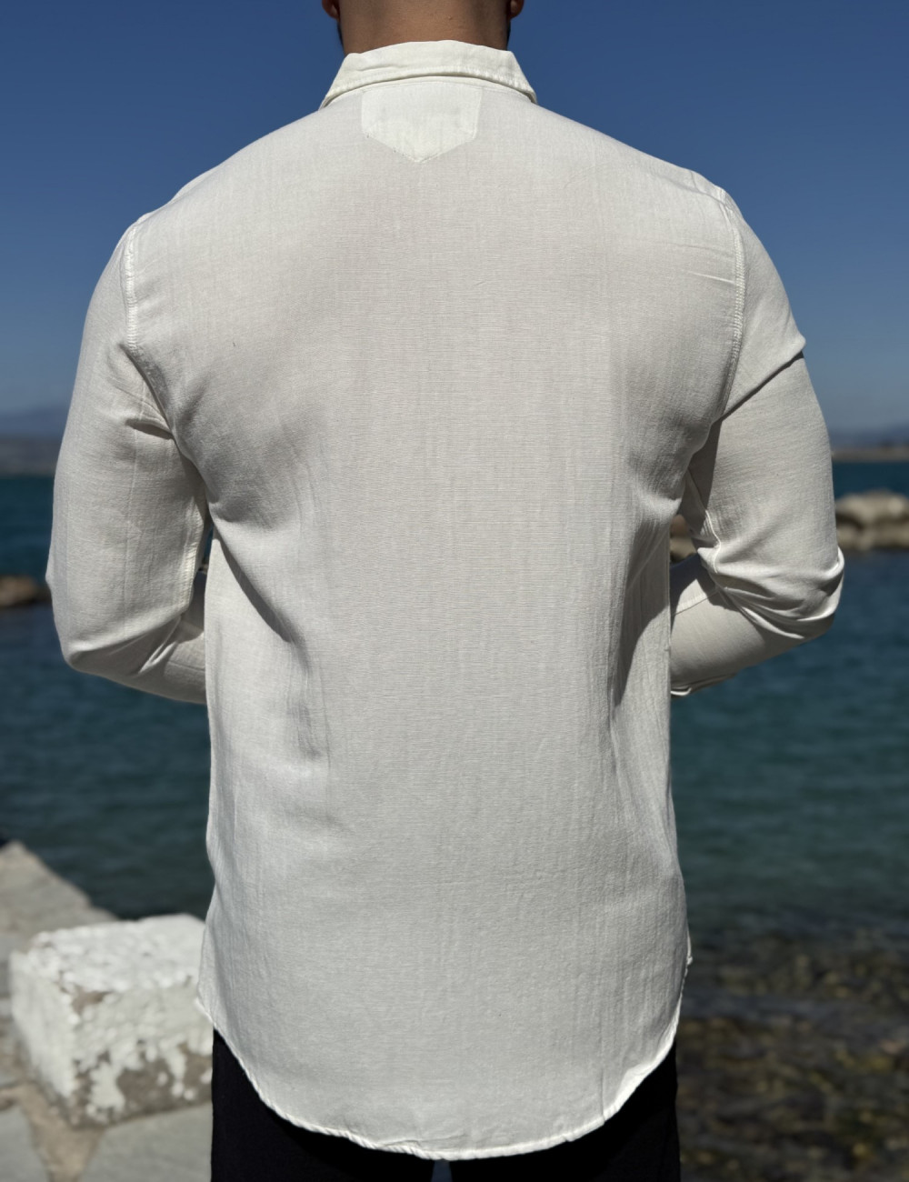 Ανδρικό μακρυμάνικο πουκάμισο.