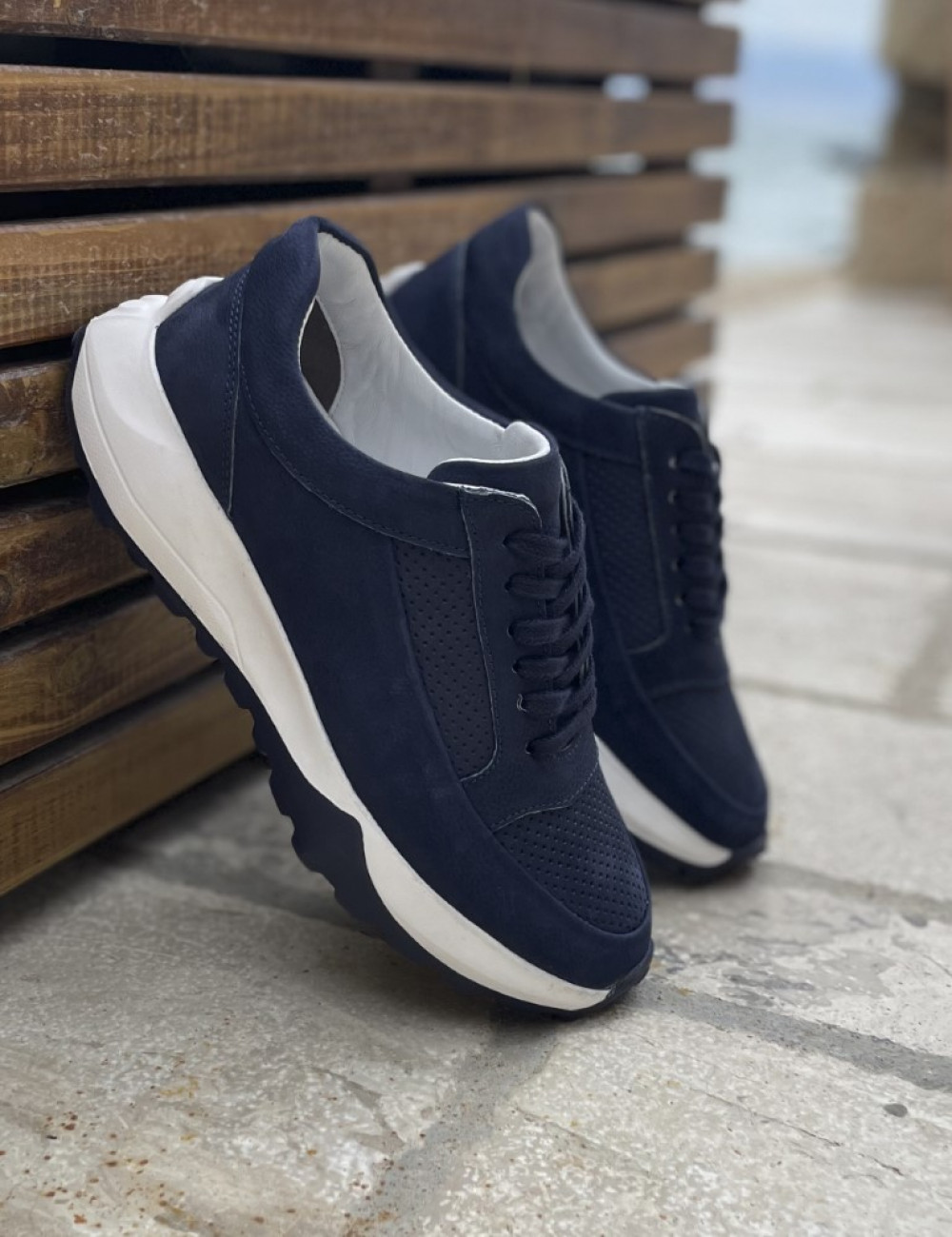 Ανδρικά casual sneakers με chunky σόλα.
