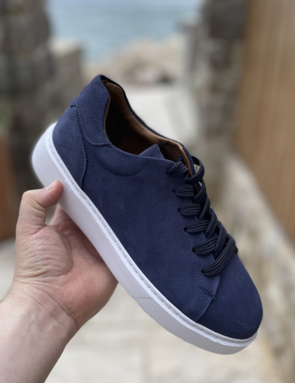  Ανδρικά χαμηλά Casual Sneakers κατασκευασμένα από γνήσιο δέρμα.