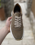Ανδρικά casual sneakers με chunky σόλα.