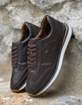 Ανδρικα sneakers κατασκευασμένα από γνήσιο δέρμα.