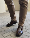 Ανδρικά μοκασίνια σε στυλ loafers,διαθέτουν ανατομικό σχεδιασμό για άνετο βάδισμα.