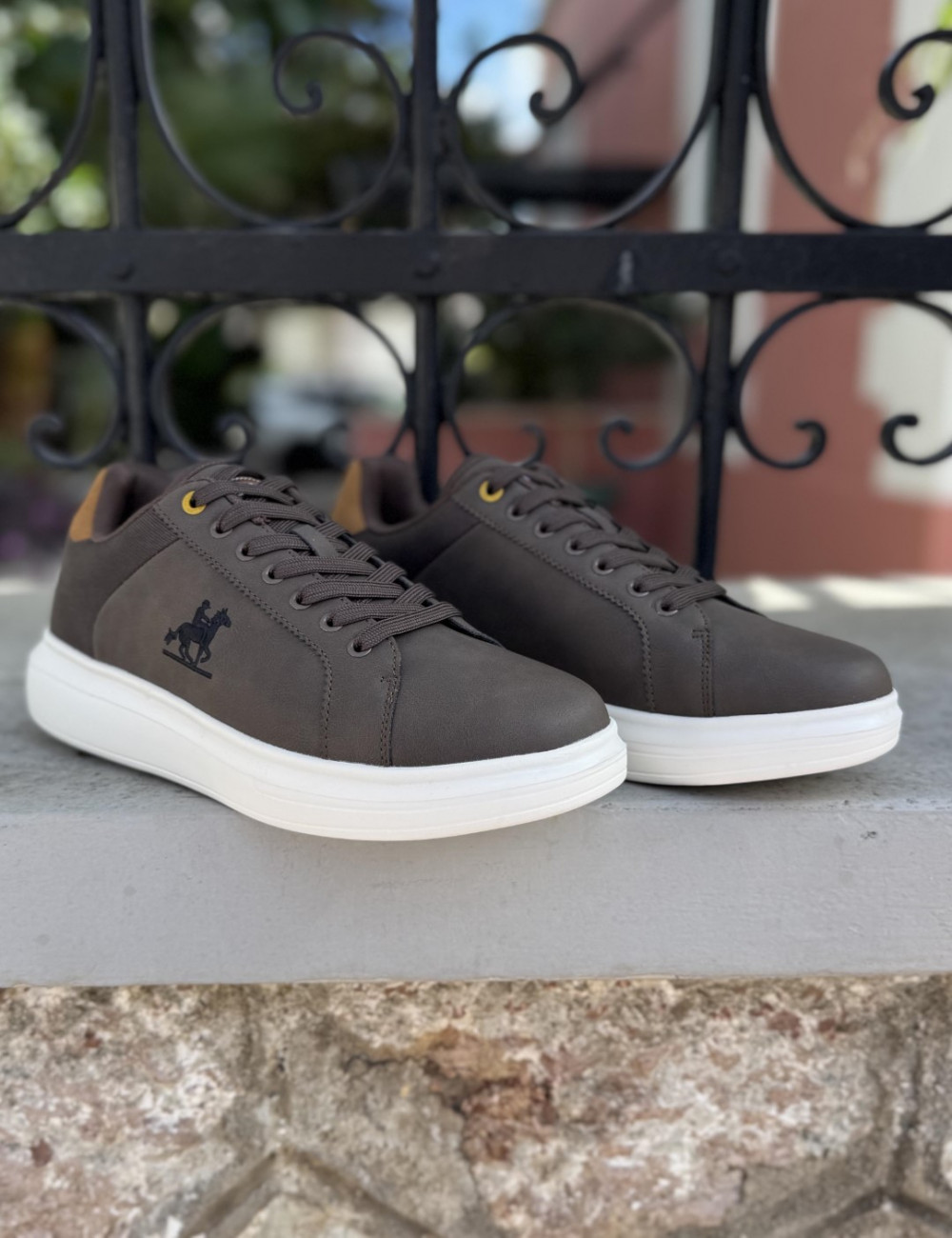 Ανδρικά δίσολα Casual Sneakers κατασκευασμένα απο δερματίνη  άριστης ποιότητας.