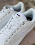  Ανδρικά χαμηλά Casual Sneakers κατασκευασμένα απο δερματίνη  άριστης ποιότητας.