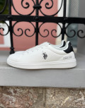 Ανδρικά sneakers της εταιρείας U.