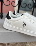 Ανδρικά sneakers της εταιρείας U.