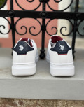 Ανδρικά sneakers της εταιρείας U.