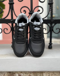 Ανδρικά sneakers της εταιρείας U.