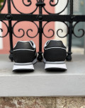 Ανδρικά sneakers της εταιρείας U.