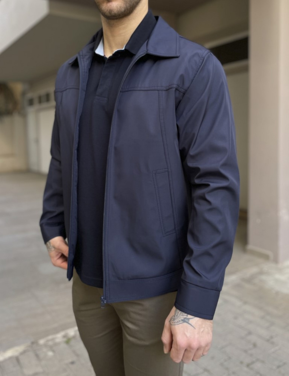 Ανδρικό Jacket με γιακά.