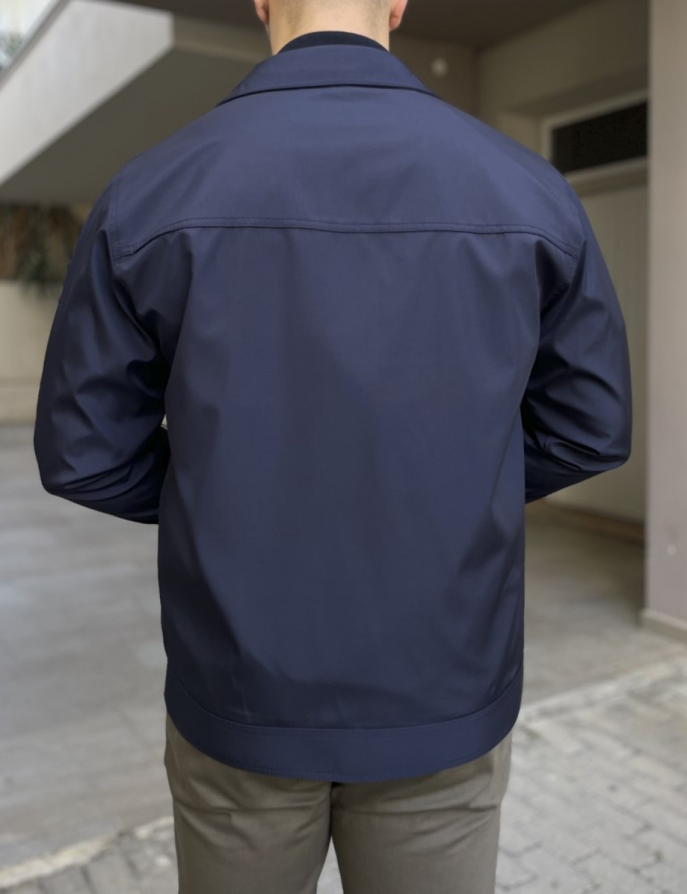 Ανδρικό Jacket με γιακά.