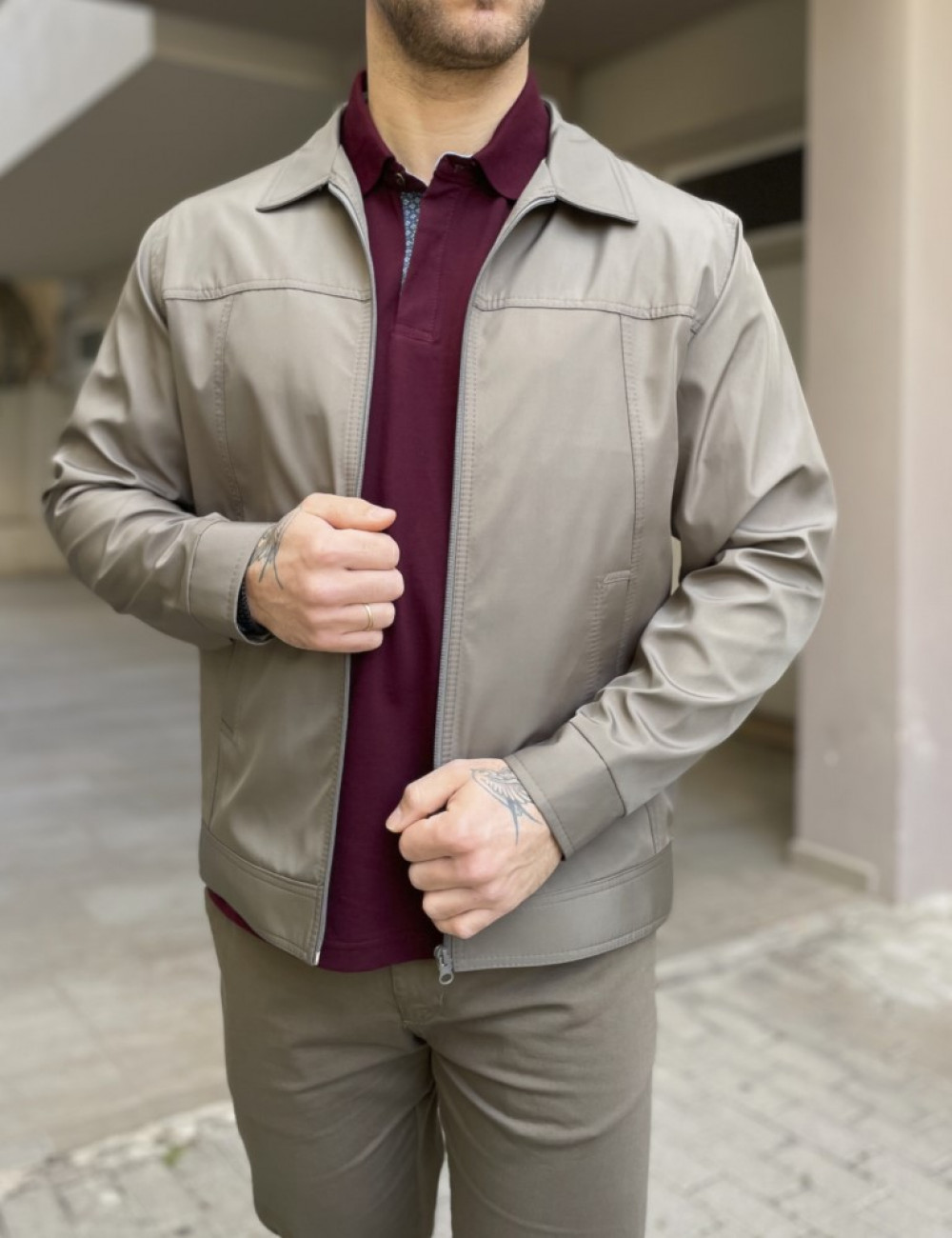 Ανδρικό Jacket με γιακά.
