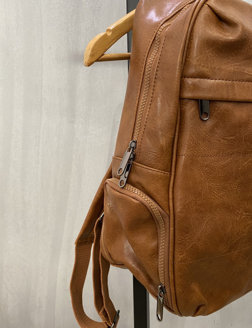 Ανδρικό καφέ ανοιχτό σακίδιο πλάτης με τσέπη L625730B