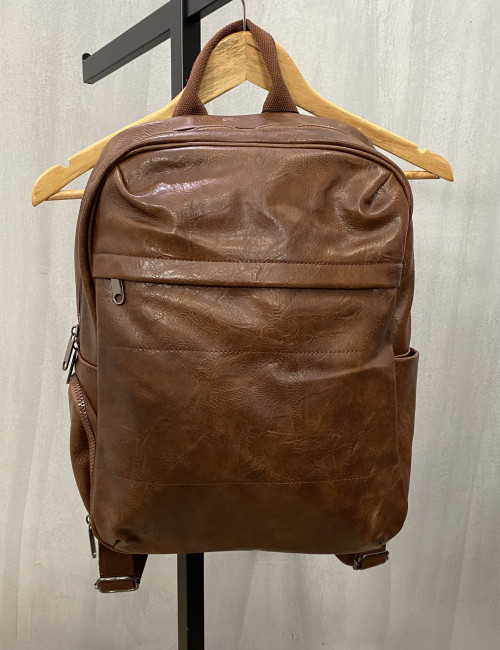 Ανδρικό καφέ σακίδιο πλάτης με τσέπη L625730K