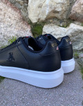Ανδρικά χαμηλά Casual Sneakers κατασκευασμένα απο δερματίνη  άριστης ποιότητας.